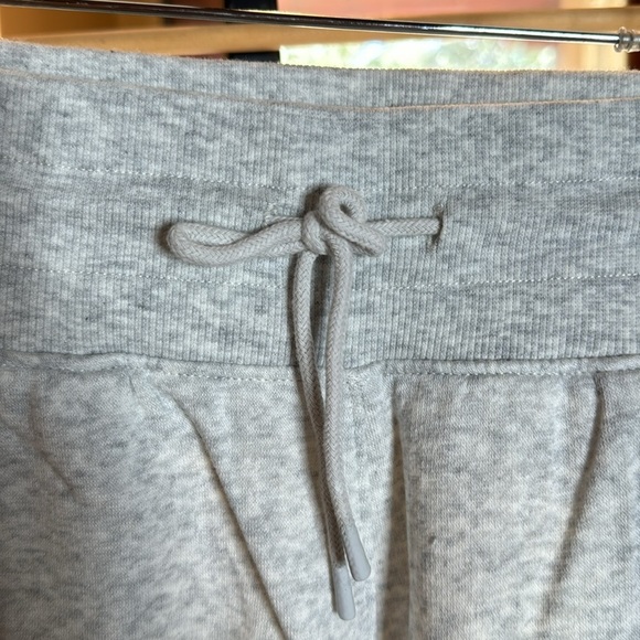 NWT All In Motion Fleece High-Rise Jogger Sweatpant Heather Gray Size Small - Picture 6 of 12